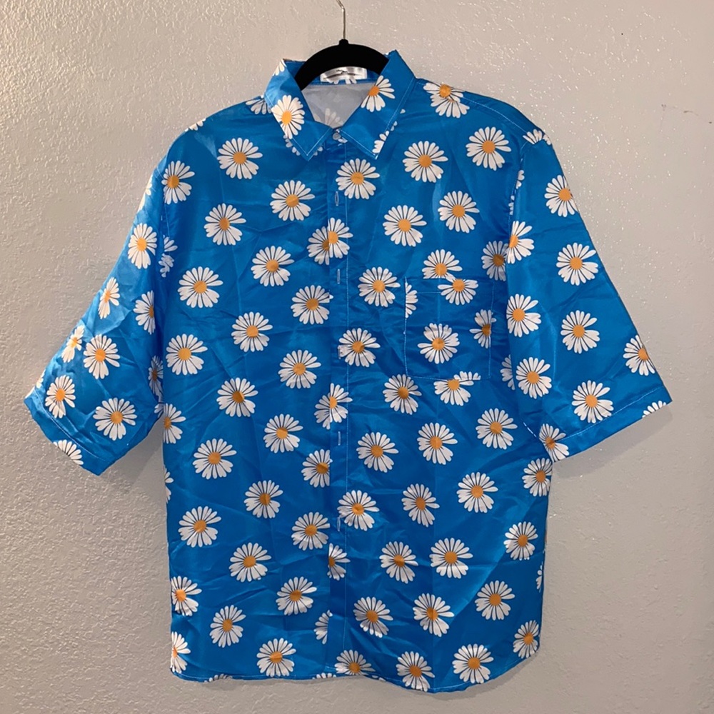 Daisy Blue Button Up